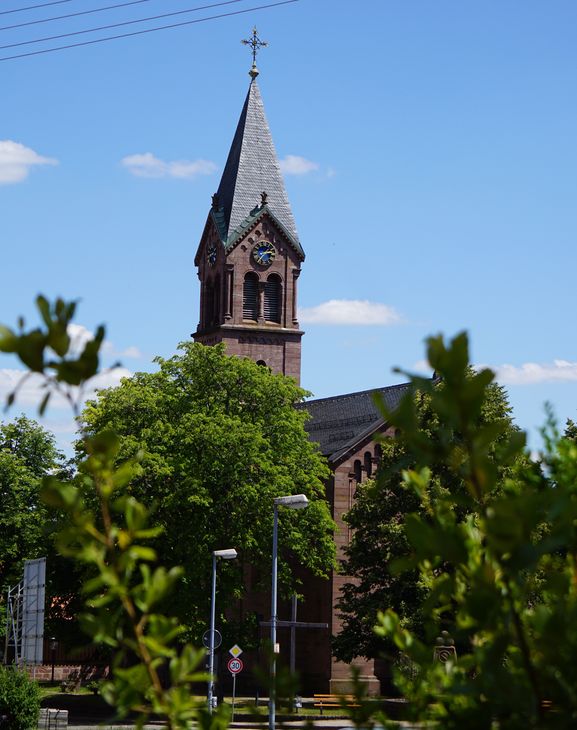 Die Johanneskirche in Simmersfeld
